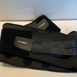 NWOT FIT GENO Black Back Support Brace